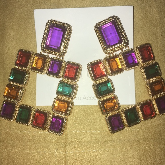 Multicolored Square Earrings. - Picture 1 of 2